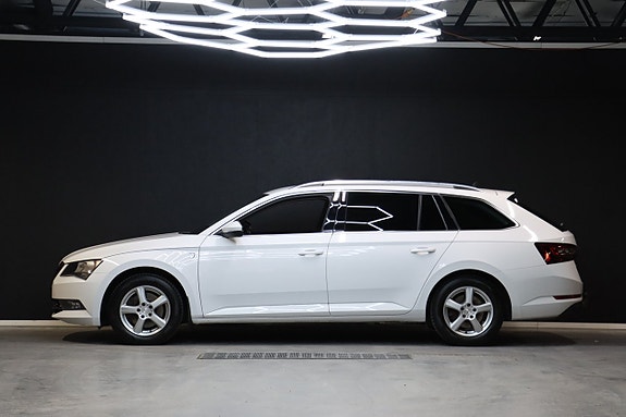 Skoda Superb 5 of 5
