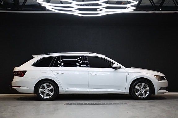 Skoda Superb 6 of 24