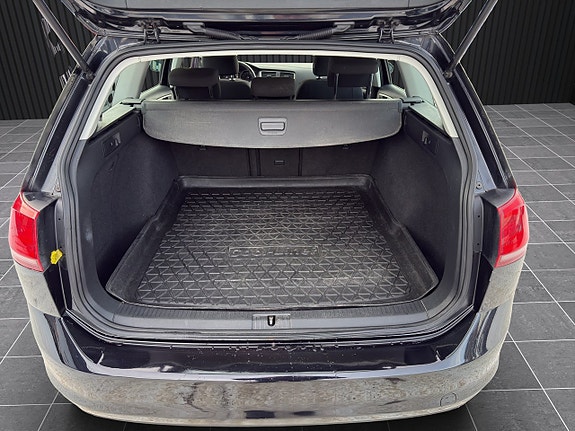 Volkswagen Golf I 9 of 19