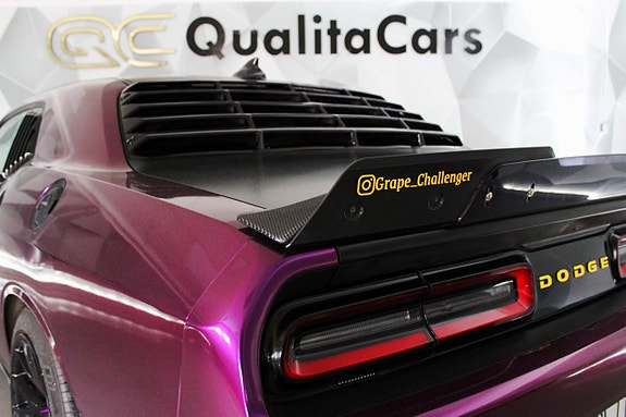 Dodge Challenger 20 of 27
