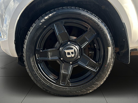 Nissan Navara 14 of 21