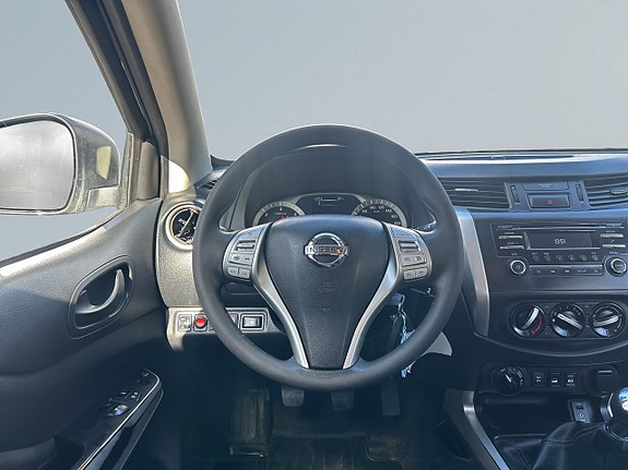 Nissan Navara 9 of 21