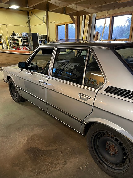 BMW 518i 14 of 16