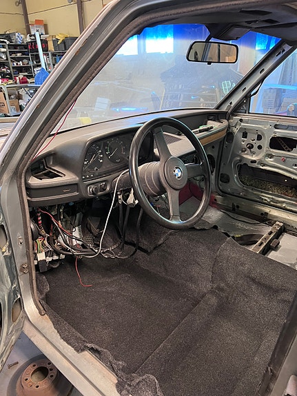 BMW 518i 10 of 16