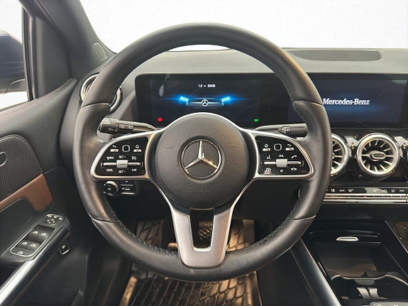 Mercedes-Benz B200 d 11 of 30