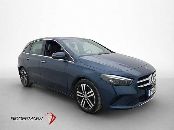 Mercedes-Benz B200 d 3 of 30