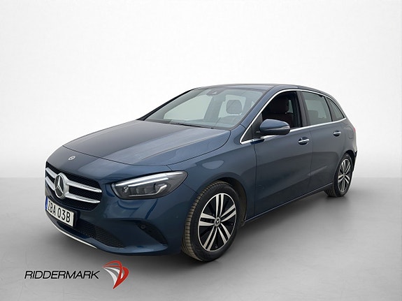 Mercedes-Benz B200 d 3 of 30