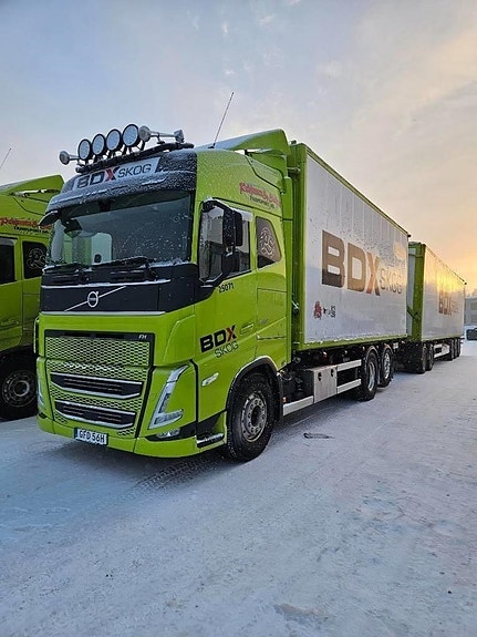 Volvo FH540 Flisekipage A-trans