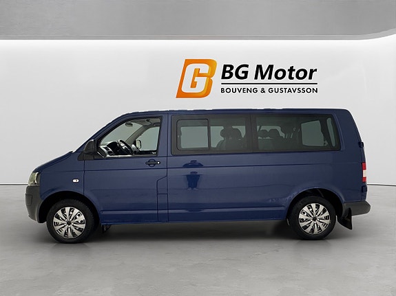 Volkswagen Caravelle 6 of 18