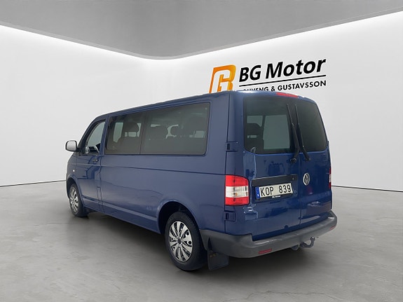 Volkswagen Caravelle 5 of 18