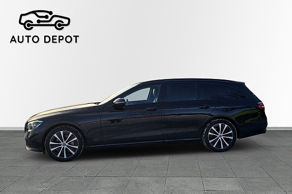 Mercedes-Benz E300 2 of 10