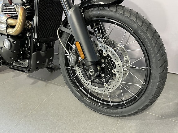 Triumph SCRAMBLER 1200 X 8 of 17