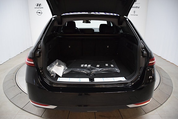 BMW 530e 8 of 19