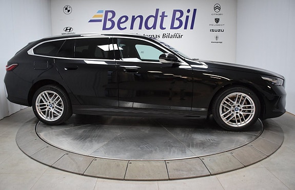 BMW 530e 13 of 19