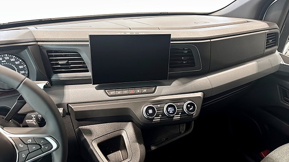 Nissan Interstar 17 of 21