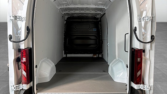 Nissan Interstar 10 of 21