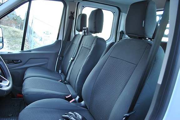 Ford Transit 21 of 22