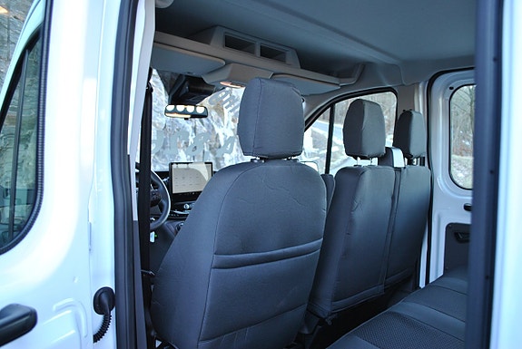 Ford Transit 11 of 22
