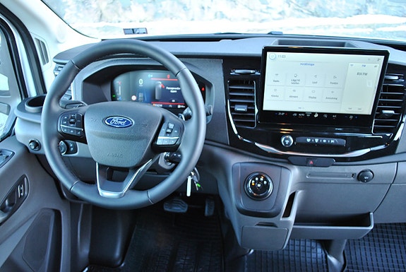 Ford Transit 12 of 22