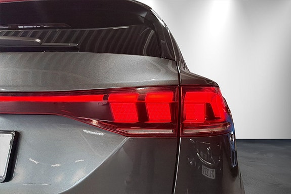 Audi Q6 e-tron 5 of 5