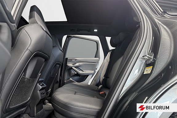 Audi Q6 e-tron 9 of 19