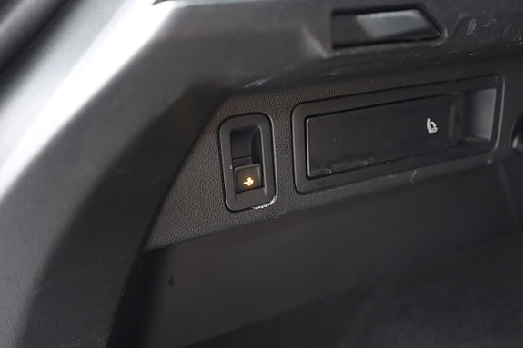 Volkswagen Tiguan 13 of 24
