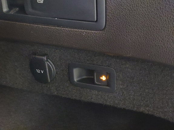 Volkswagen Passat 15 of 19
