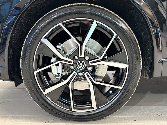Volkswagen Tiguan 9 of 21
