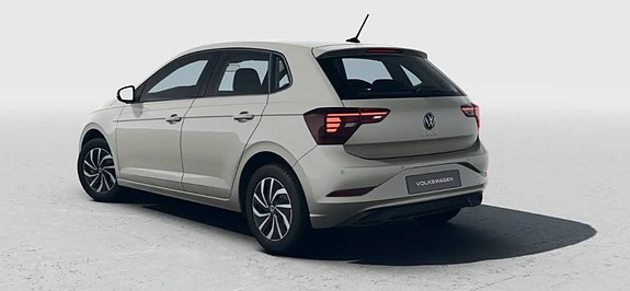 Volkswagen Polo 6 of 8