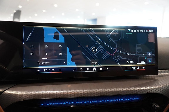 BMW i4 9 of 12