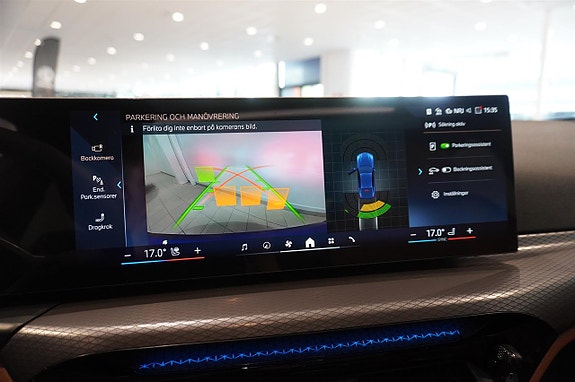 BMW i4 8 of 12