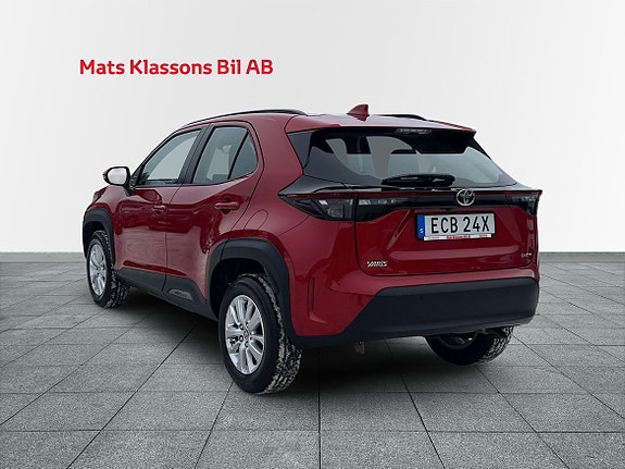 Toyota Yaris Cross 2 of 10
