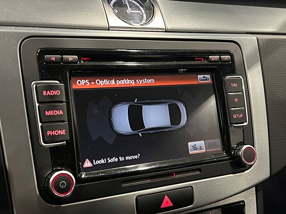 Volkswagen CC 14 of 26