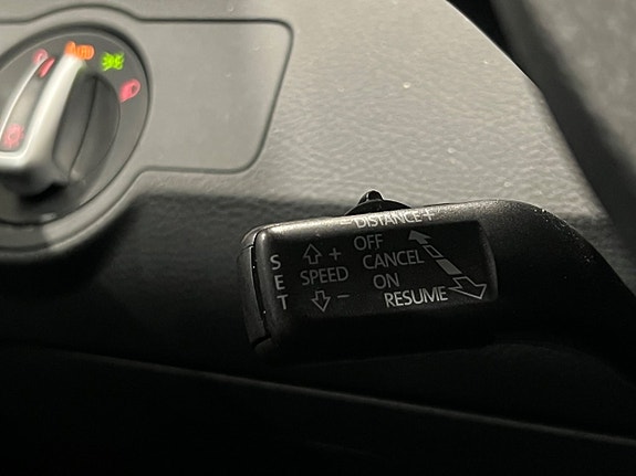 Volkswagen CC 13 of 26