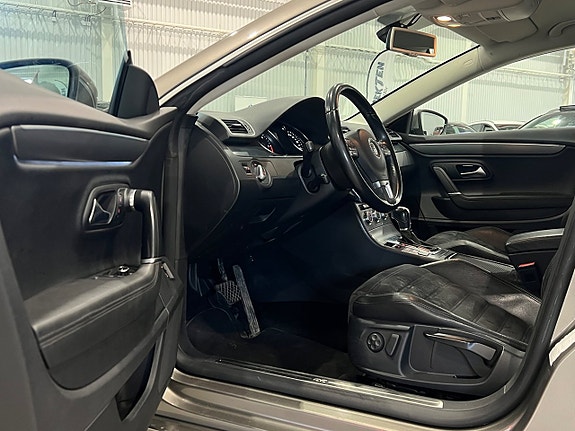Volkswagen CC 8 of 26