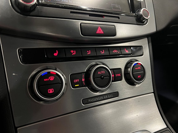 Volkswagen CC 16 of 26