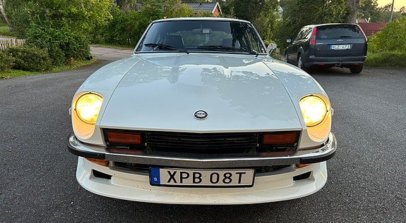 Datsun 280Z 9 of 13