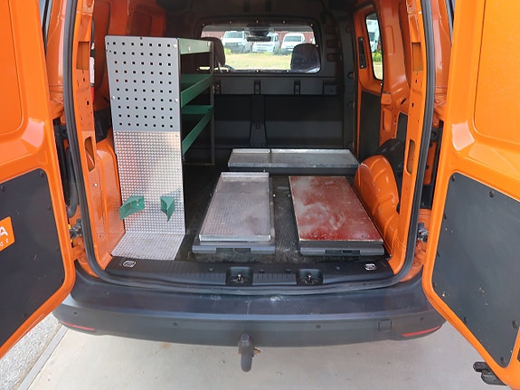 Volkswagen Caddy 10 of 15