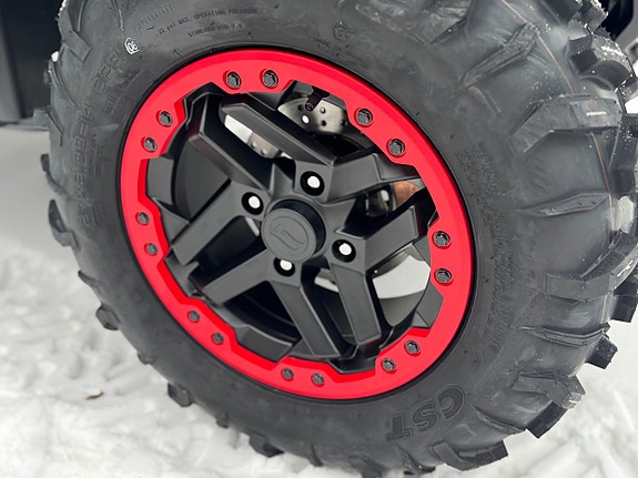 CFMOTO NYA CFORCE 850 TOURING PRO TURF TRAKTOR O.M.G LEV PLOGKAMPANJ BLACK WOLF 11 of 17