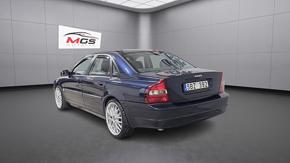 Volvo S80 4 of 26