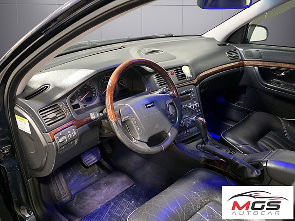 Volvo S80 18 of 26