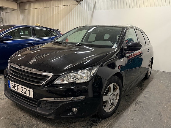 Peugeot 308 SW 3 of 5