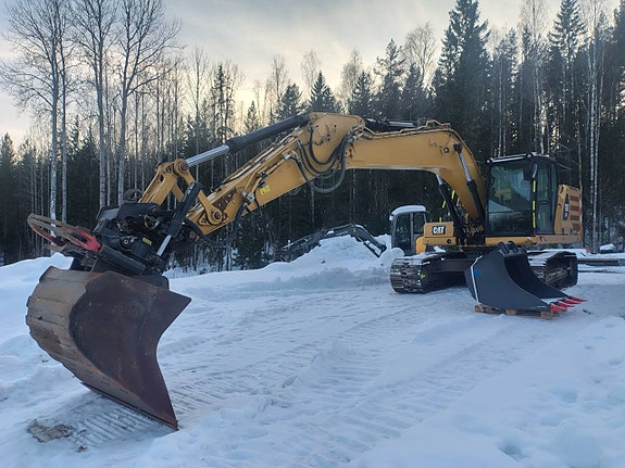 CAT 320 Next Gen Rototilt / TRS18 S70 Grip