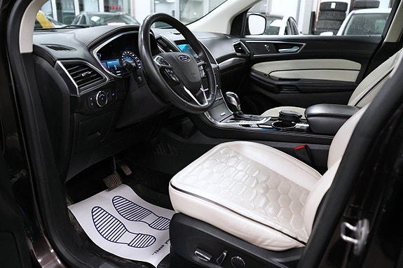 Ford Edge 8 of 27