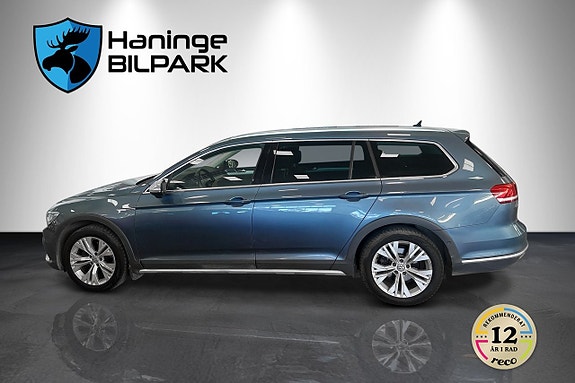 Volkswagen Passat Alltrack 9 of 25
