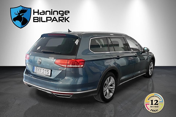 Volkswagen Passat Alltrack 6 of 25