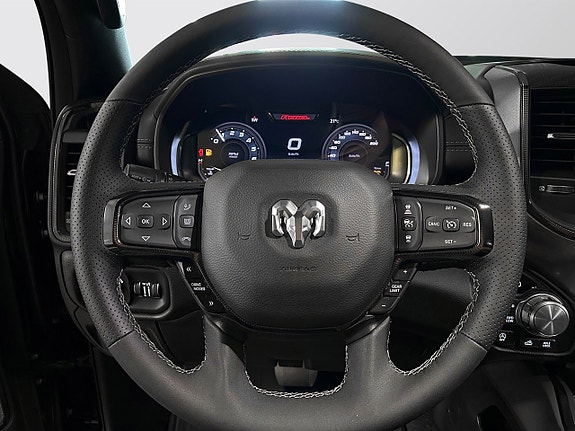 Dodge RAM 1500 12 of 20
