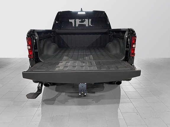 Dodge RAM 1500 8 of 20
