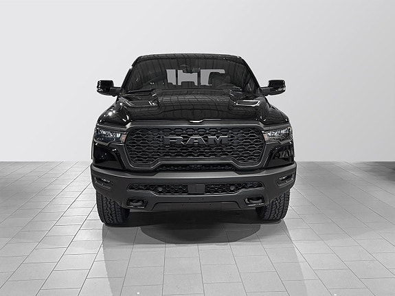 Dodge RAM 1500 5 of 5