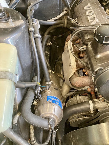 Volvo 240 4 of 5